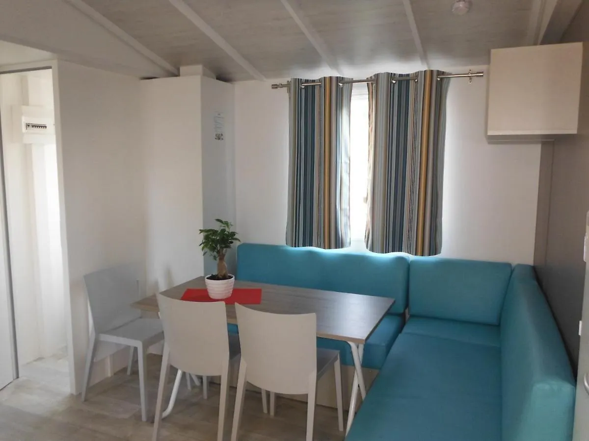 ** Kamp alanı Camping L'Elephant Saint-Raphaël Fransa